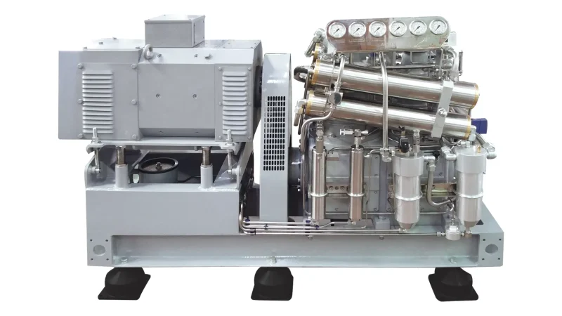 HW 1500-DC yıkama makinesi, teknik aksamı ve DC motor detaylarıyla birlikte gösterilmiş