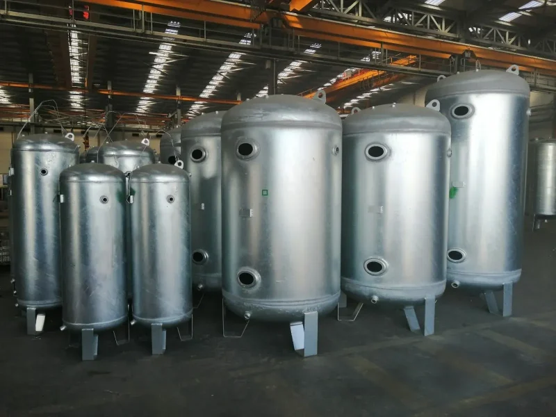 Sıcak daldırma yöntemiyle kaplanmış, korozyona dayanıklı galvanizli hava tankı