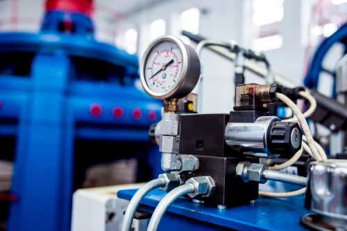 yüksek basınç kompresör arızaları için basınç göstergesi detayı